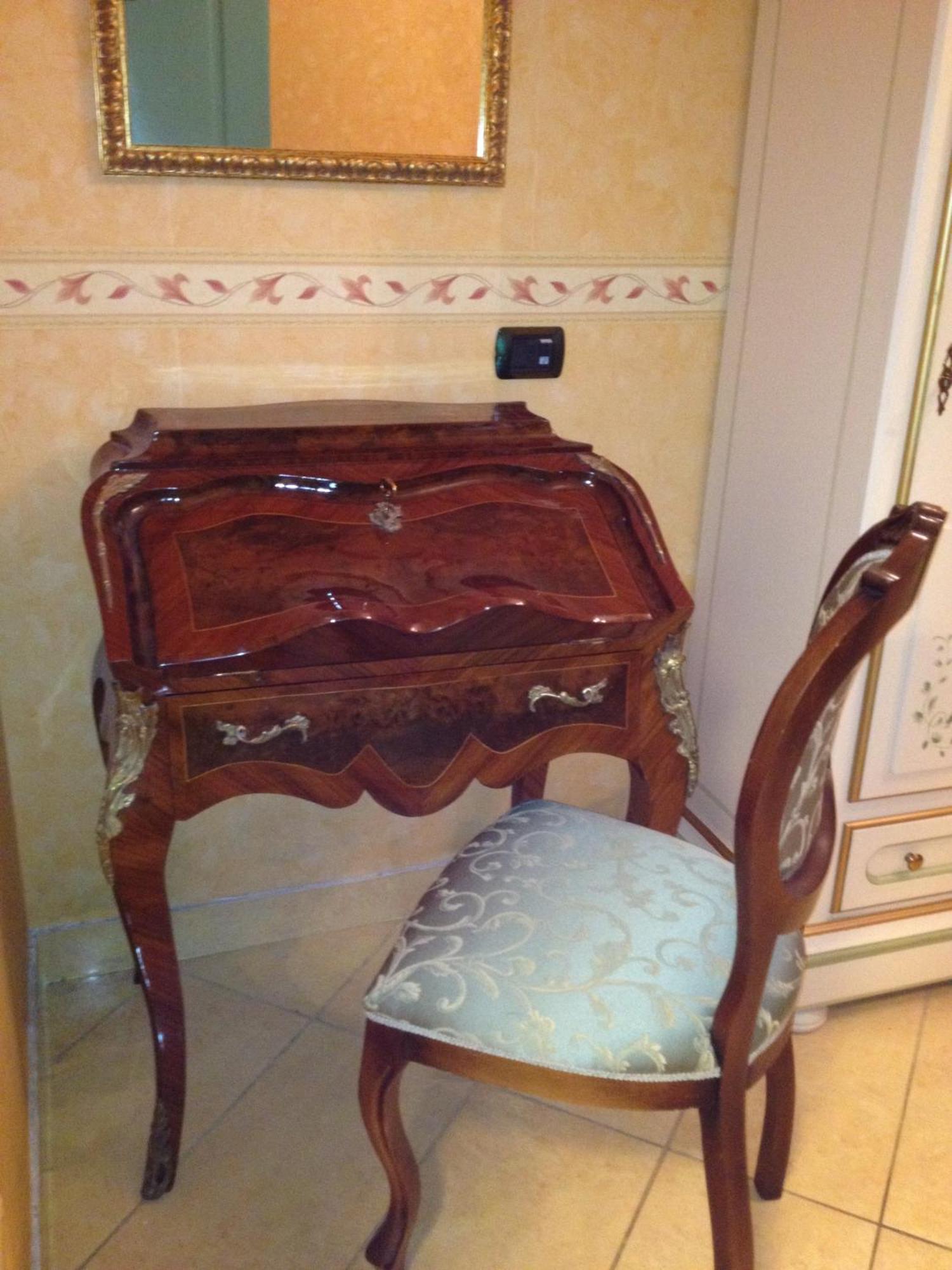 Hotel Ristorante Amitrano Помпей Екстериор снимка