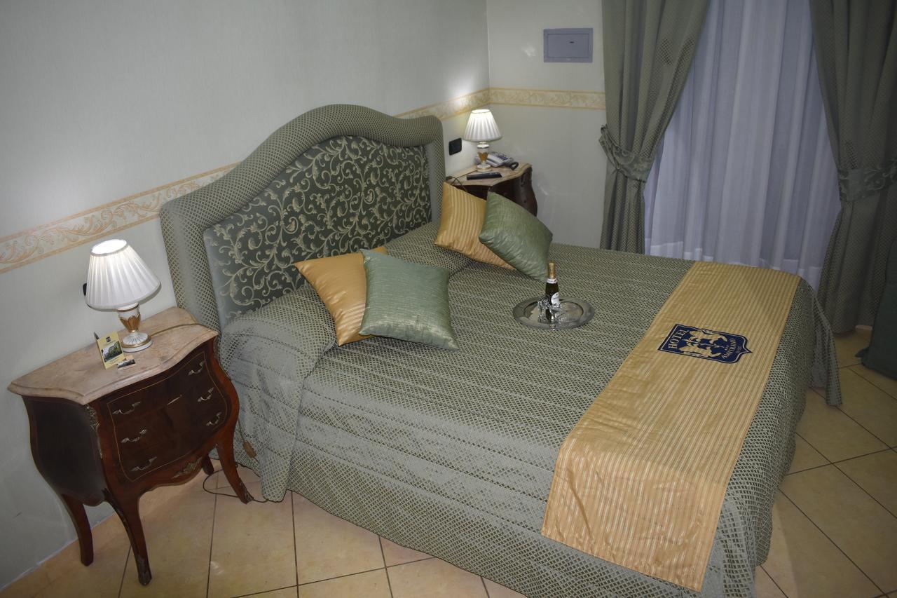 Hotel Ristorante Amitrano Помпей Екстериор снимка