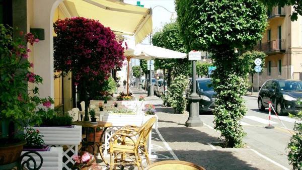 Hotel Ristorante Amitrano Помпей Екстериор снимка