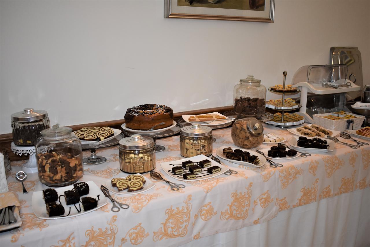 Hotel Ristorante Amitrano Помпей Екстериор снимка